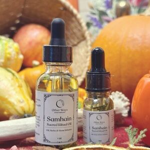 Samhain Ritual Oil – Infused with Herbs & Crystals 🌙🍂